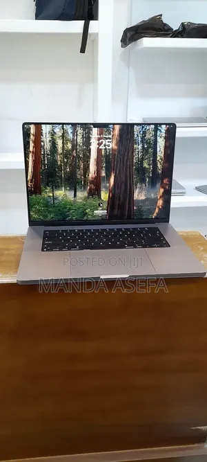 New Laptop Apple MacBook Pro M1 16GB Apple M1 SSD 512GB