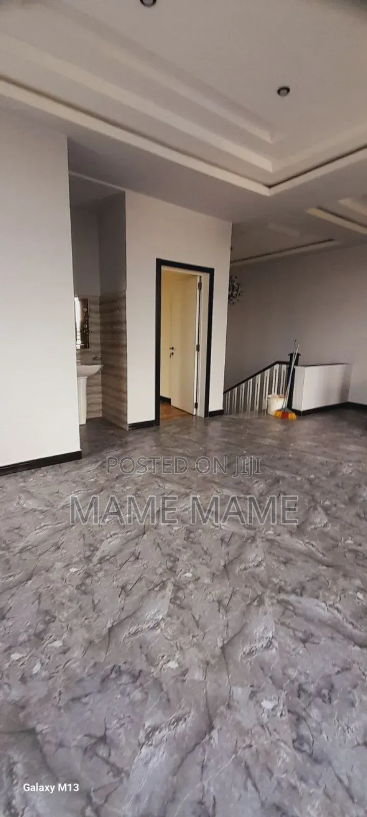 6bdrm House in Addis Abeba, Bole for sale