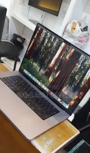 New Laptop Apple MacBook Pro 2021 M1 16GB Apple M1 Pro SSD 1T