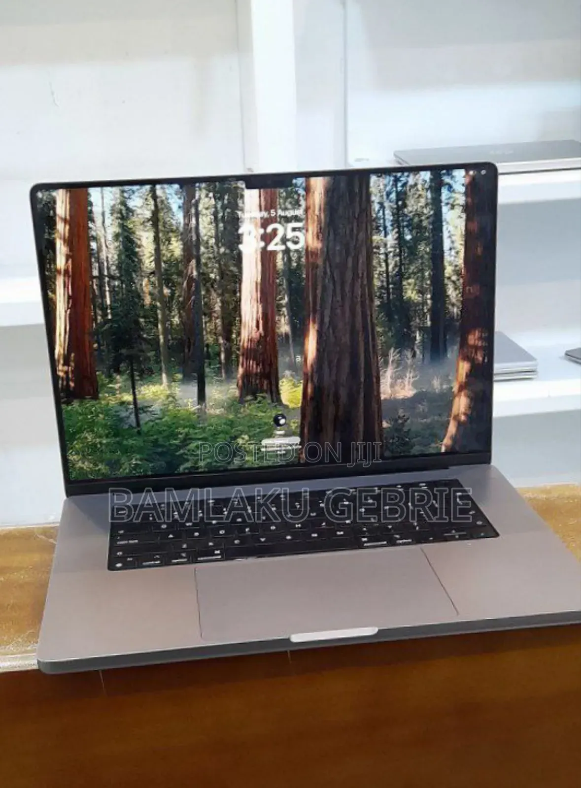 New Laptop Apple MacBook Pro 2021 M1 16GB Apple M1 Pro SSD 1T