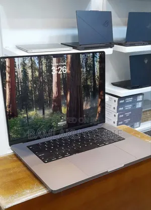 New Laptop Apple MacBook Pro 2021 M1 16GB Apple M1 Pro SSD 1T