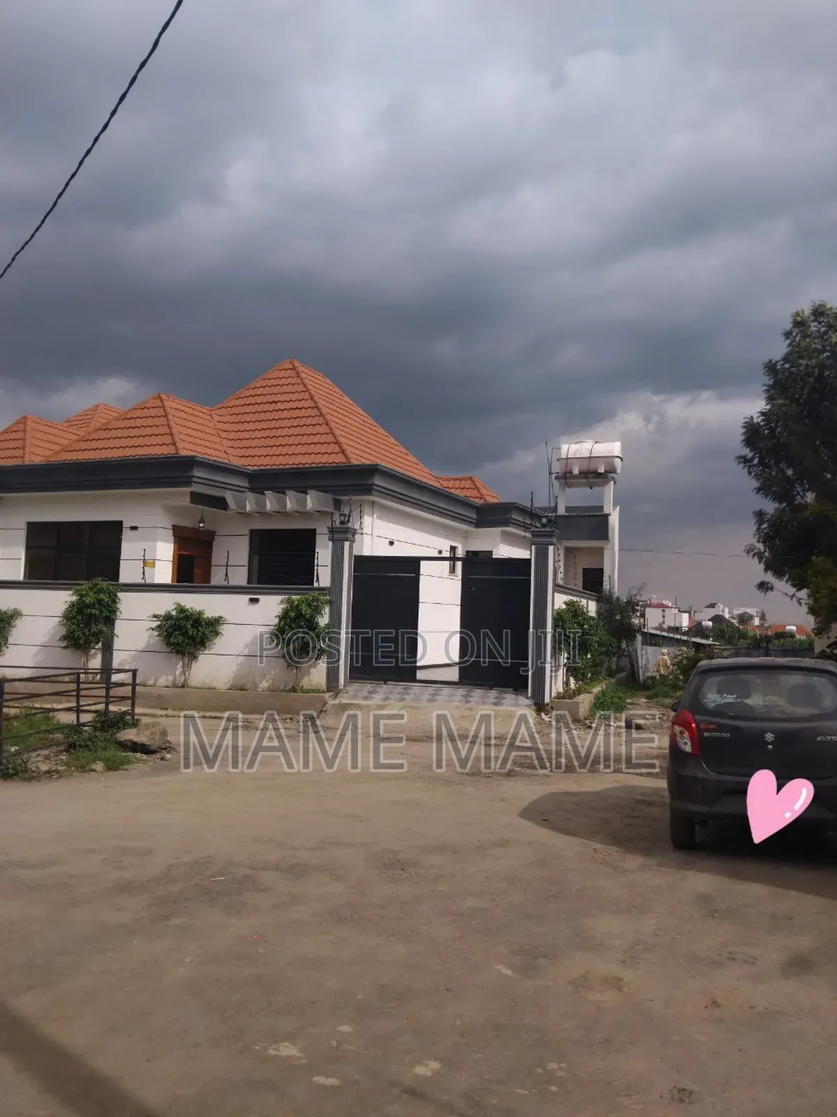 5bdrm Villa in Addis Abeba, Bole for sale
