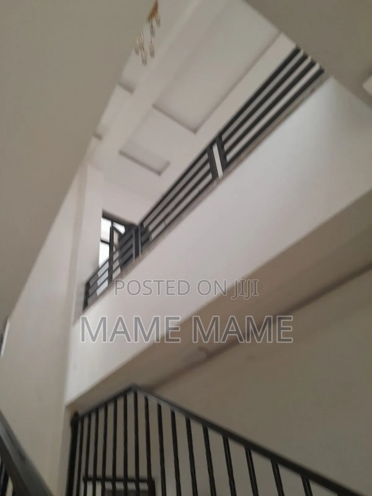 7bdrm House in Addis Abeba, Bole for sale