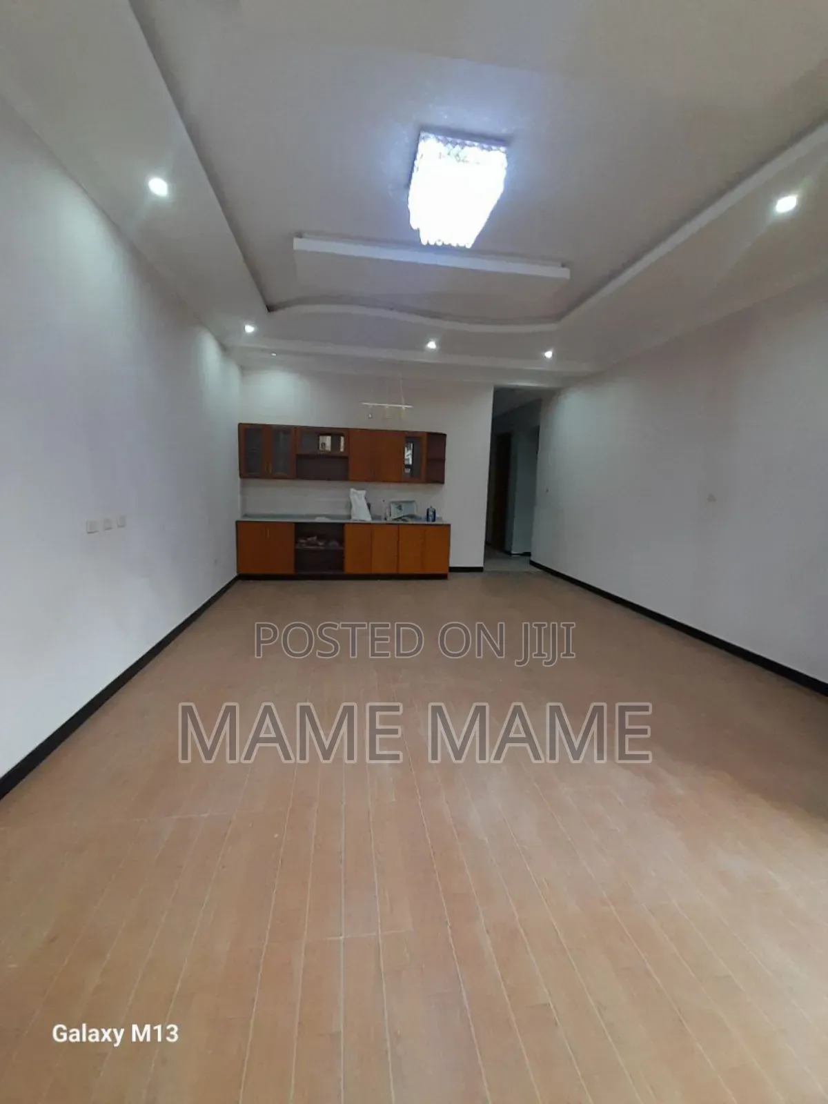 5bdrm Villa in Addis Abeba, Bole for sale