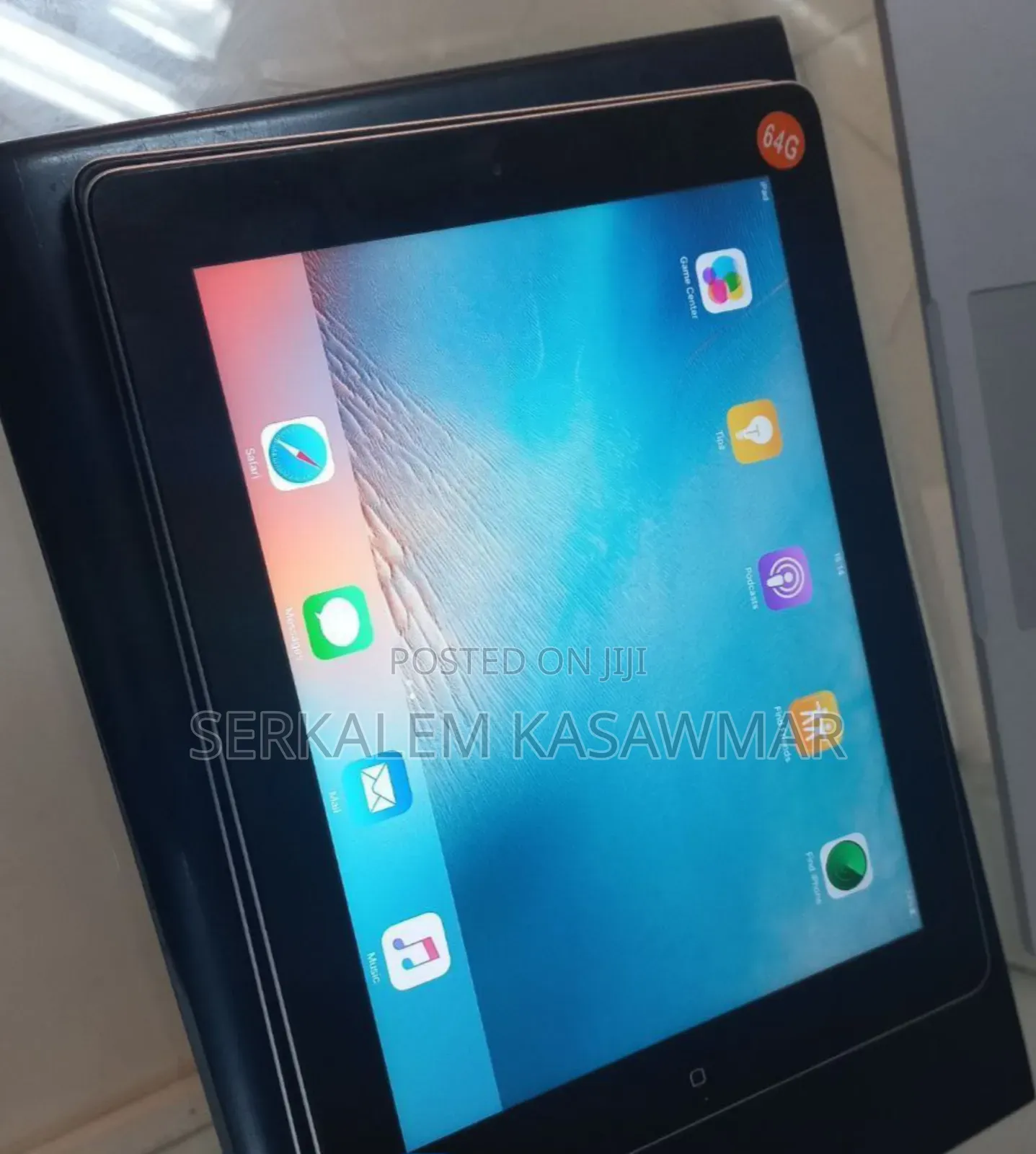 New Apple iPad 2 Wi-Fi 16 GB Silver