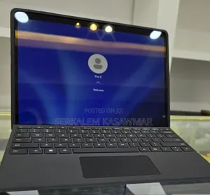 New Laptop Microsoft Surface Pro 9 32GB Intel Core i7 SSD 1T