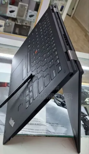 Photo - New Laptop Lenovo Thinkpad X1 Yoga 8GB Intel Core I5 SSD 512GB