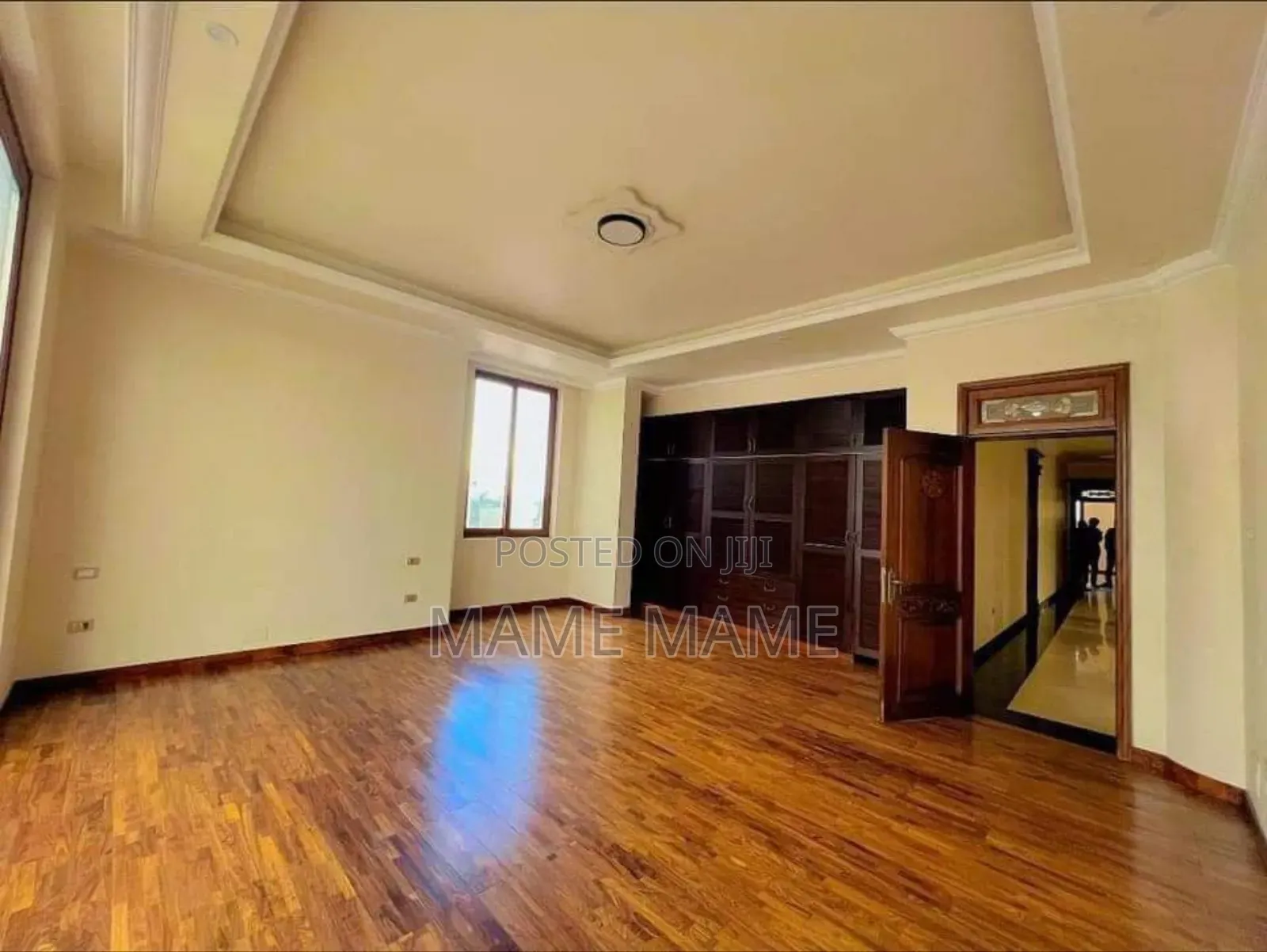 12bdrm House in Addis Abeba, Bole for sale