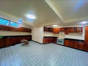 12bdrm House in Addis Abeba, Bole for sale