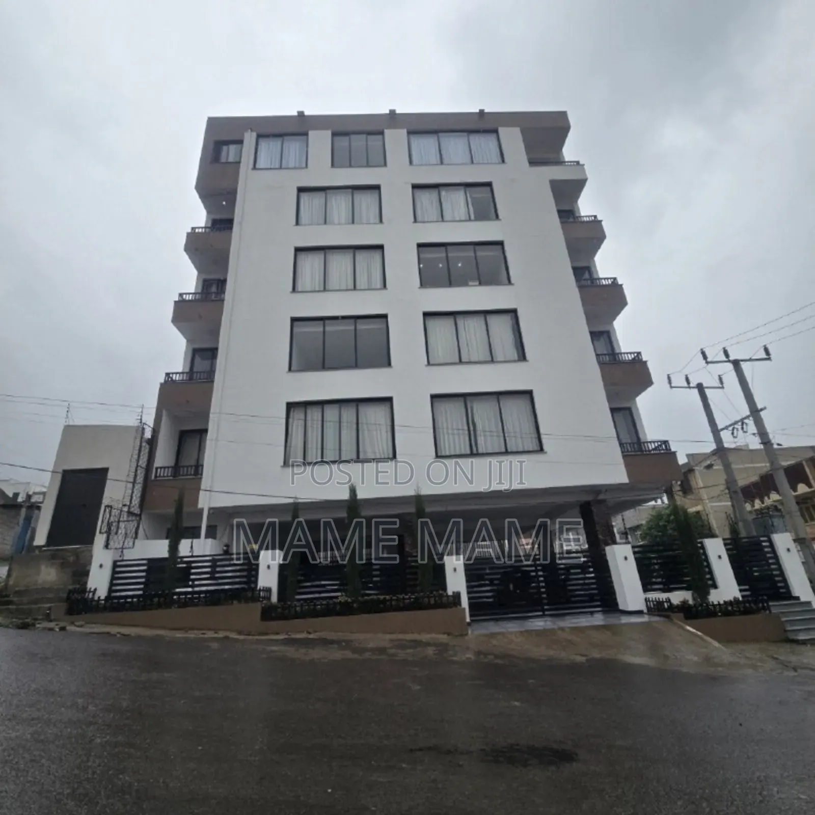 10bdrm Apartment in Addis Abeba, Bole for sale
