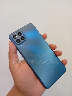 Photo - New Samsung Galaxy M33 5G 128 GB Blue