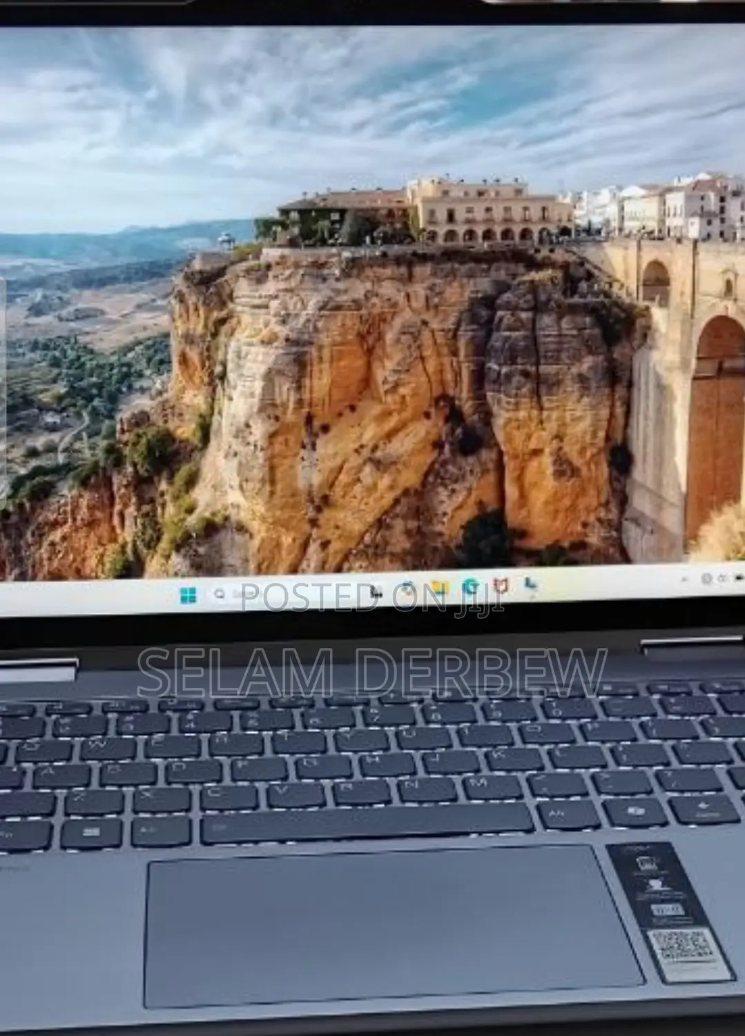 New Laptop Lenovo Yoga 7i 8GB AMD Ryzen 5 SSD 512GB