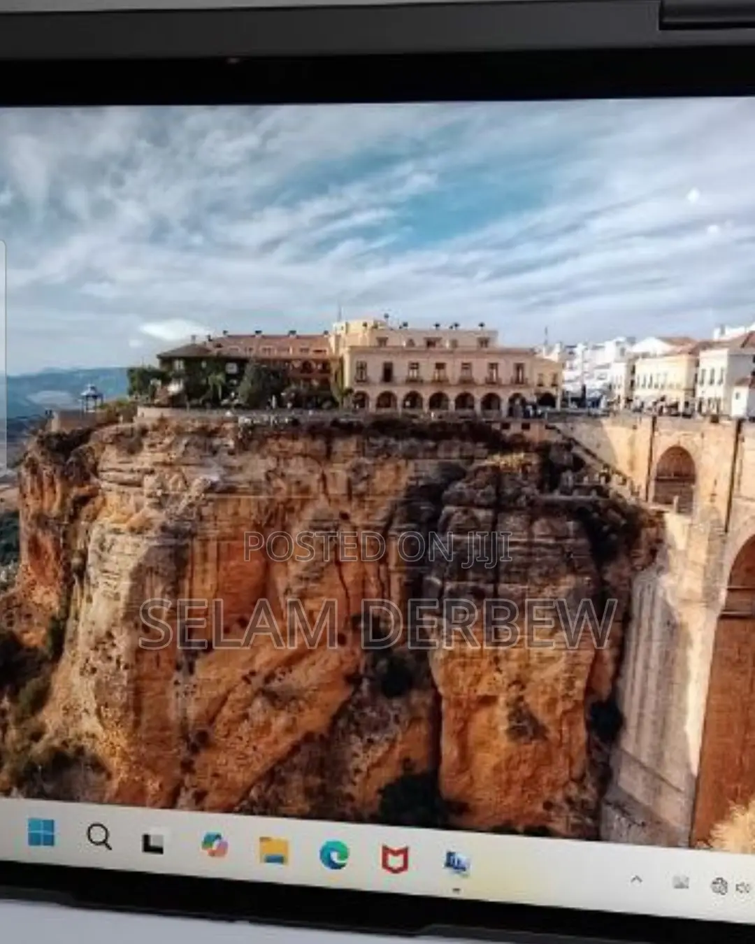 New Laptop Lenovo Yoga 7i 8GB AMD Ryzen 5 SSD 512GB