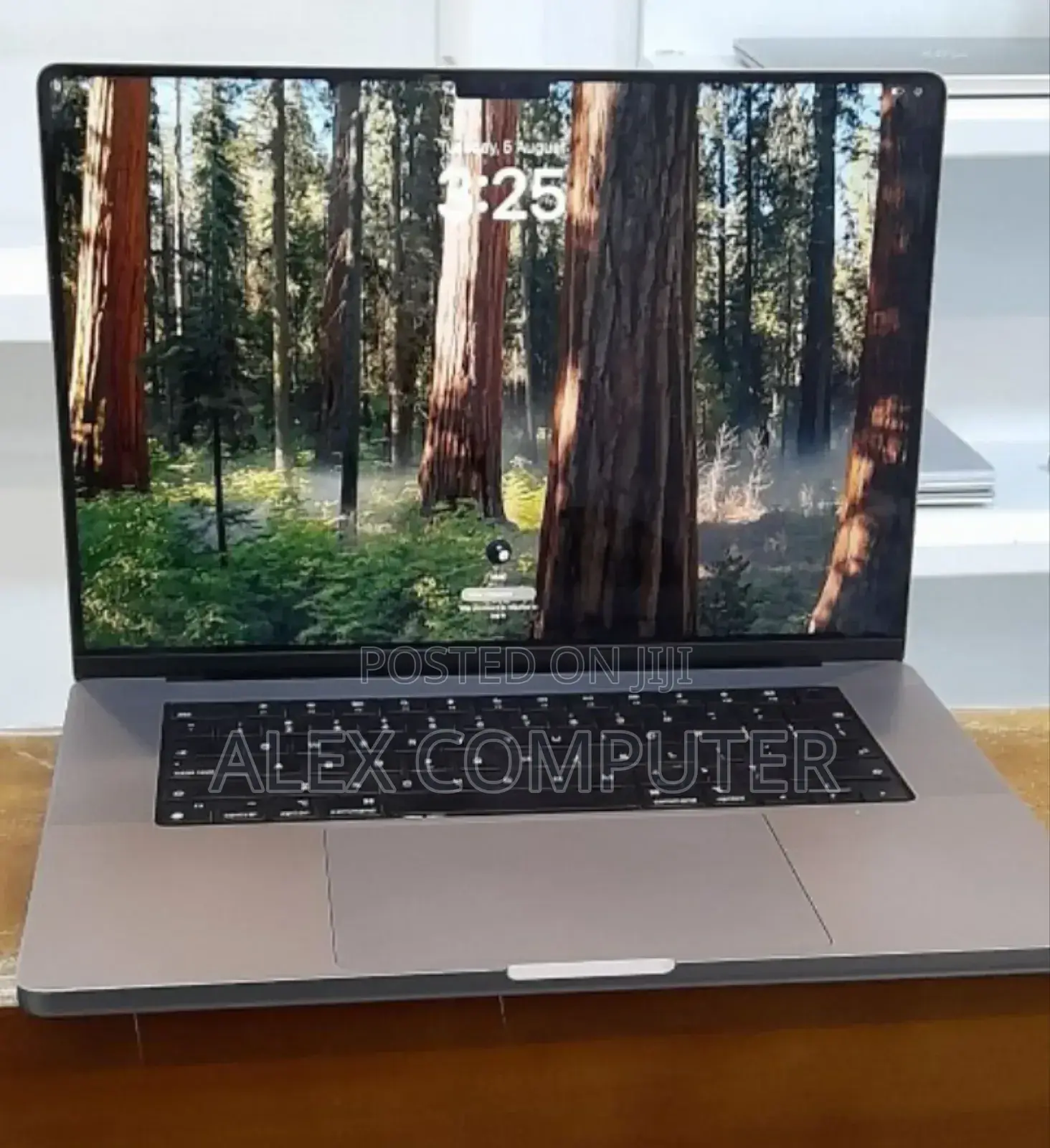 New Laptop Apple MacBook Pro M1 16GB Apple M1 SSD 1T