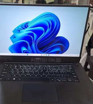 New Laptop Dell Precision 5540 16GB Intel Core I7 SSD 512GB