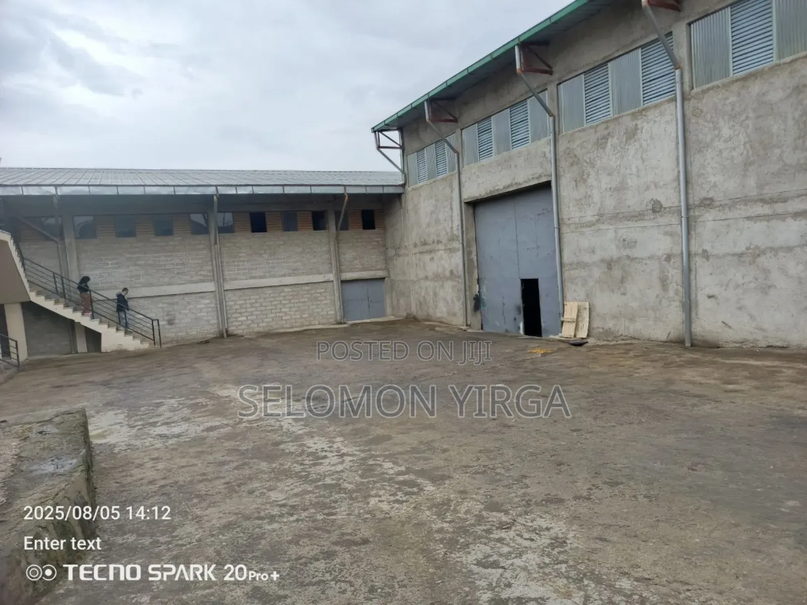 ለክራይ የቀረበ መጋዘን