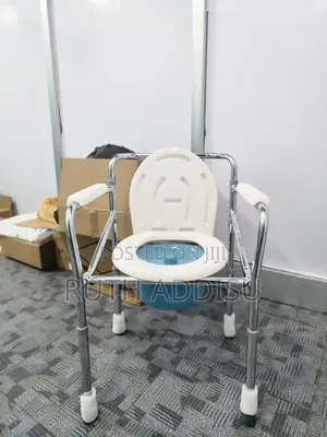 Photo - Commode Chair真是toilet Chair垢和commode Chair廁都commode Chair