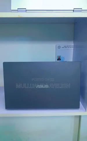 New Laptop Asus VivoBook 15 X505BA 8GB Intel Core I5 SSD 512GB