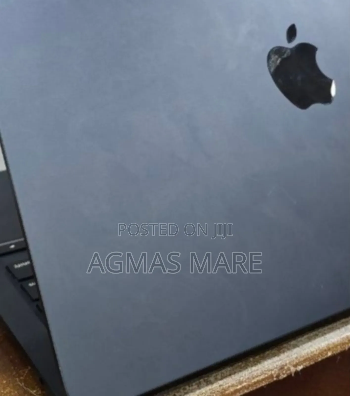 New Laptop Apple MacBook Air 2022 M2 8GB Apple M2 SSD 256GB