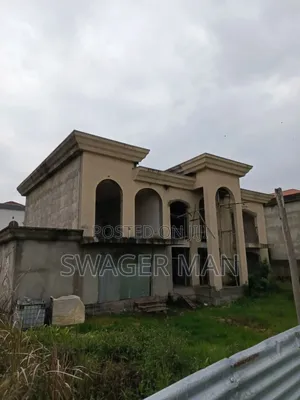 8bdrm Townhouse/Terrace in ጣፎ, Yeka for sale