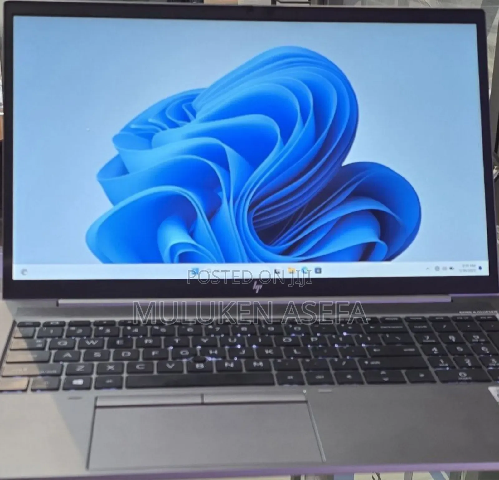 New Laptop HP ZBook Firefly 15 G7 16GB Intel Core I7 SSD 1T