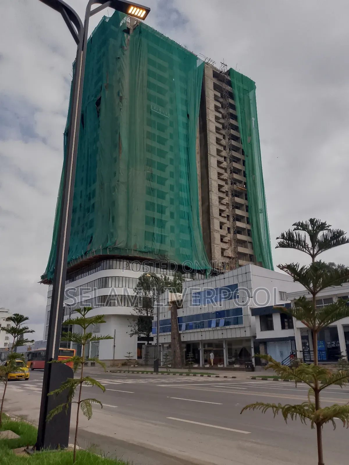 2bdrm Apartment in መብራት ሀይል, Bole for sale