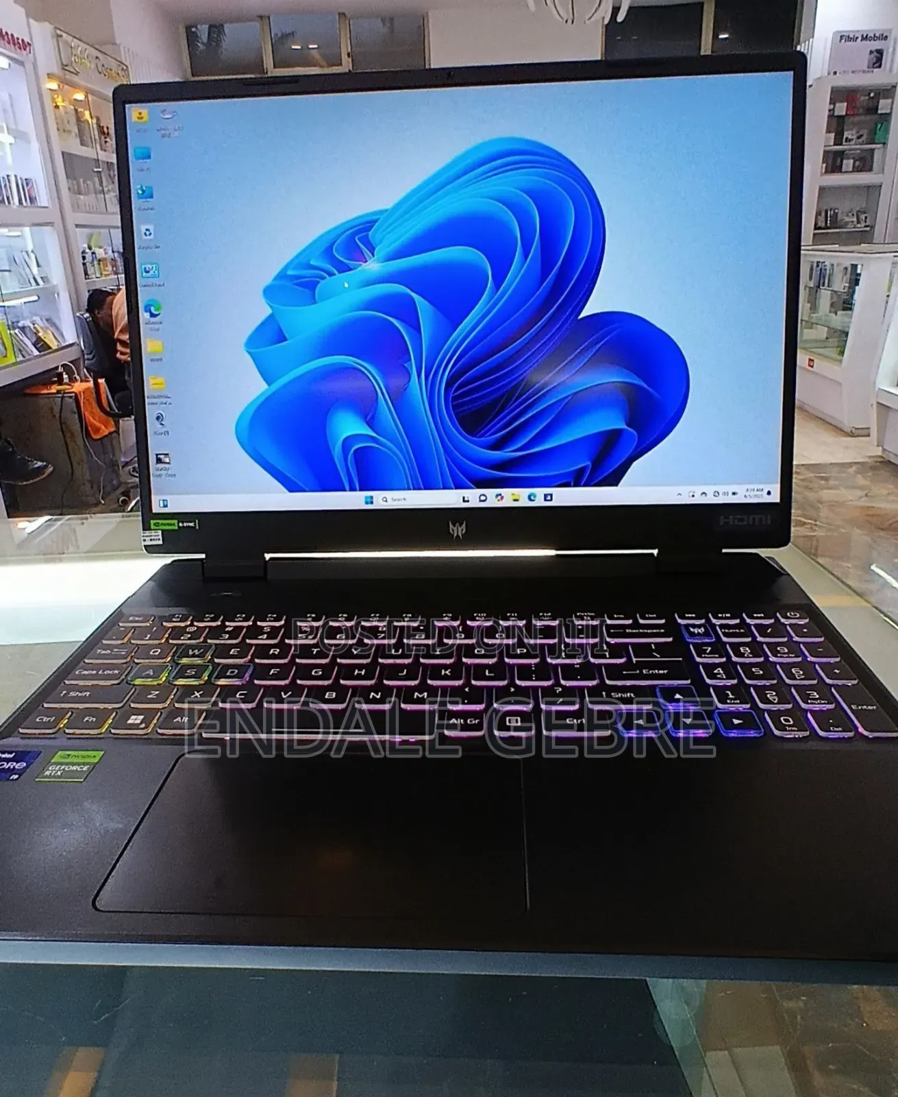 New Laptop Acer Predator Helios 300 16GB Intel Core I9 SSD 512GB