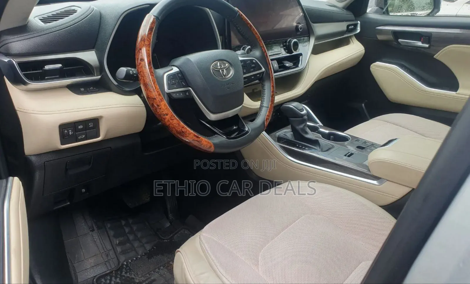 New Toyota Highlander Hybrid 2023 Silver