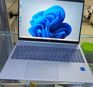 Photo - New Laptop HP Pavilion 15 16GB Intel Core I7 SSD 1T