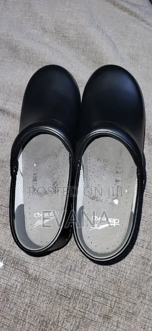 Heavy Duty Doctor Shoe