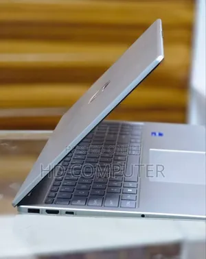 New Laptop HP Stream Notebook 16GB Intel Core I7 SSD 1T