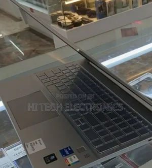 New Laptop HP Pavilion X360 16GB Intel Core I5 SSD 1T