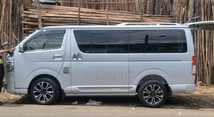 Toyota HiAce 2007 Silver