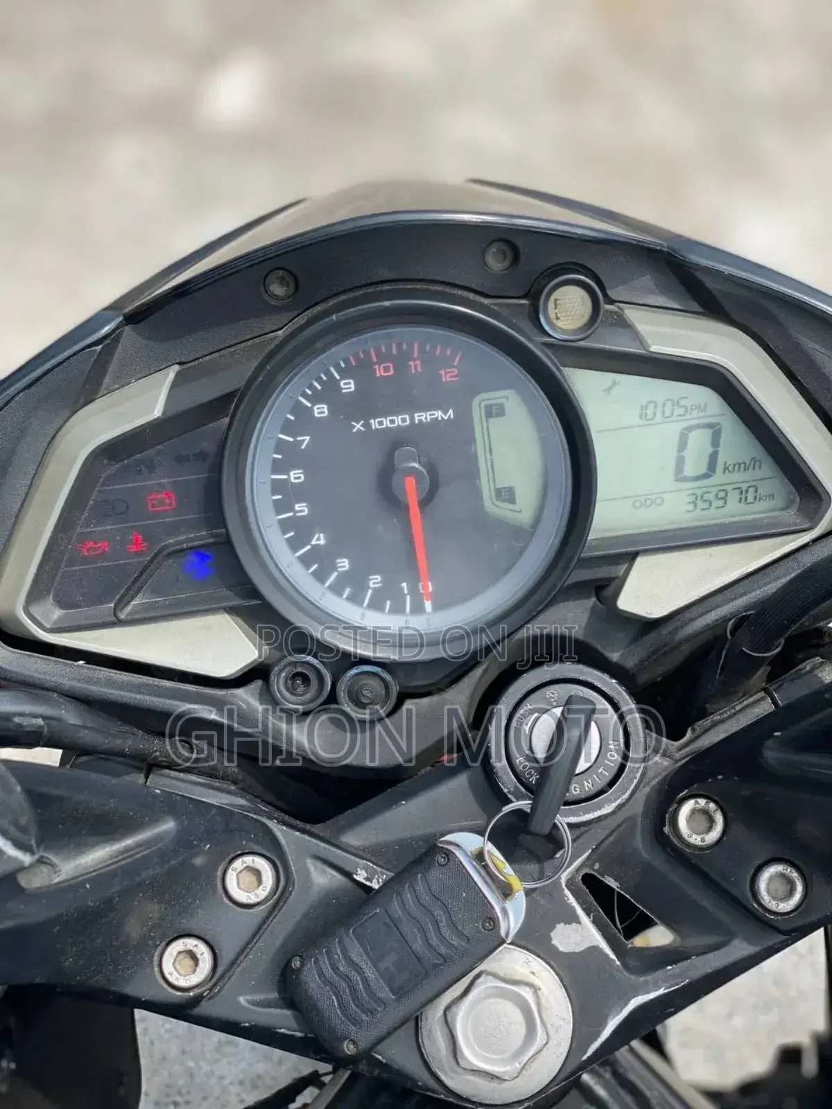 Bajaj Pulsar NS 200 2017 White