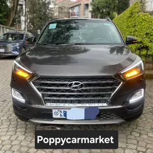 Photo - Hyundai Tucson 2020 Gray