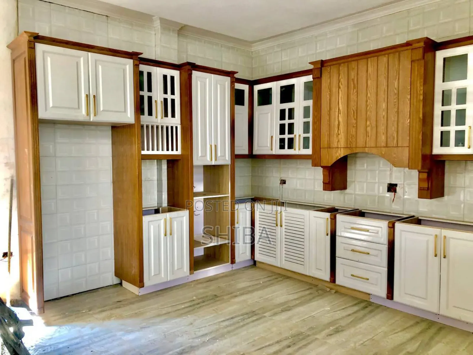 Kitchen Cabinet