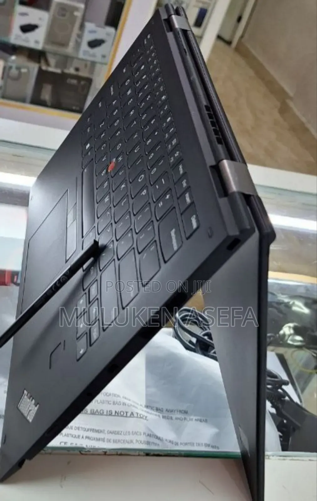 New Laptop Lenovo Thinkpad X1 Yoga 8GB Intel Core I5 SSD 512GB