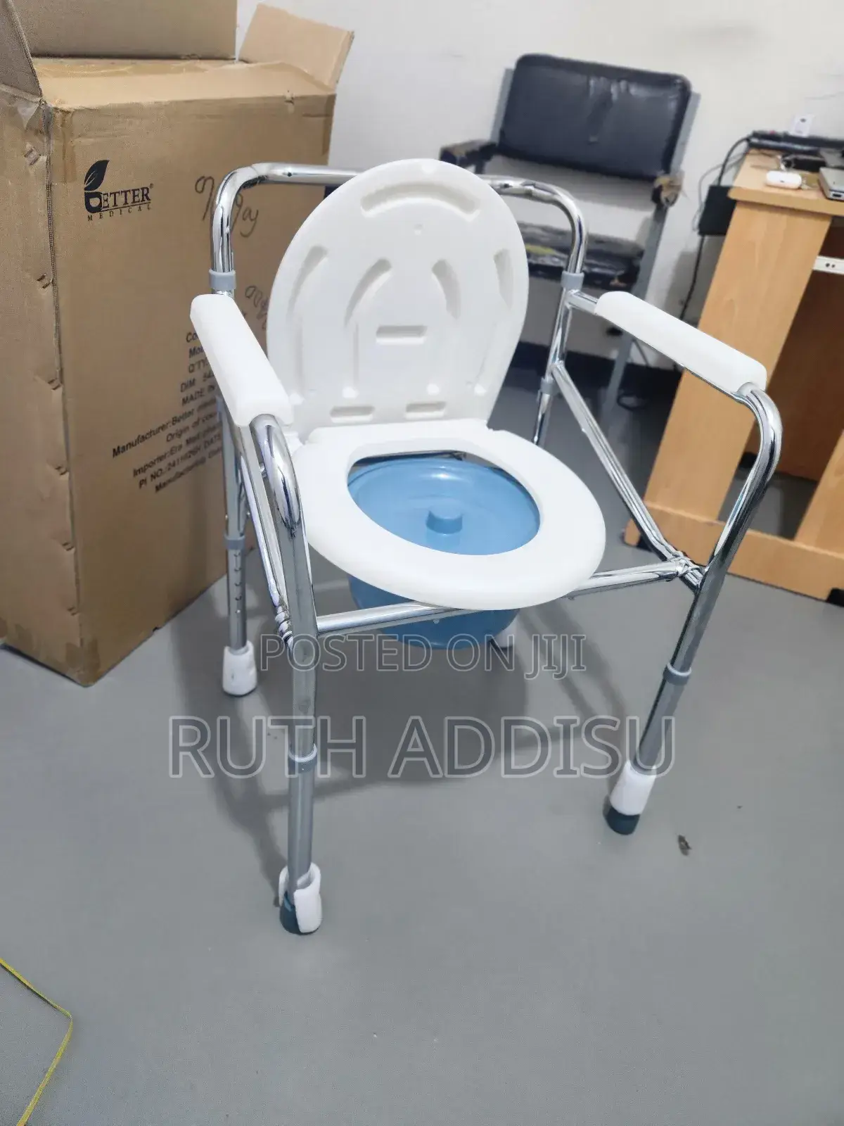 Commode Chair角落toilet Chair腱三medical Commode Chair Brand New