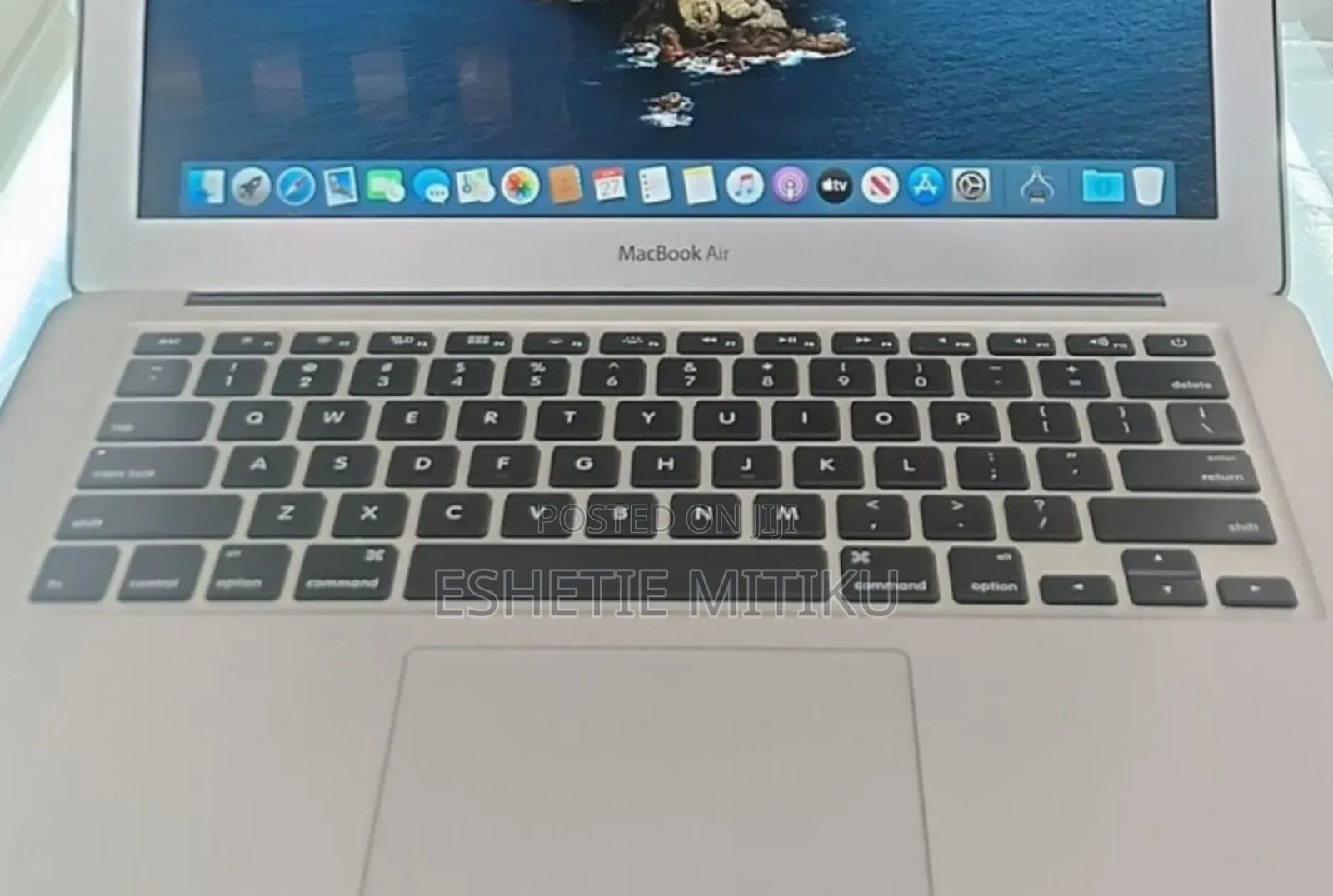 New Laptop Apple MacBook Air 2015 8GB Intel Core I7 SSD 512GB