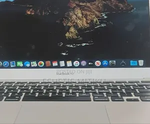 New Laptop Apple MacBook Air 2015 8GB Intel Core I7 SSD 512GB