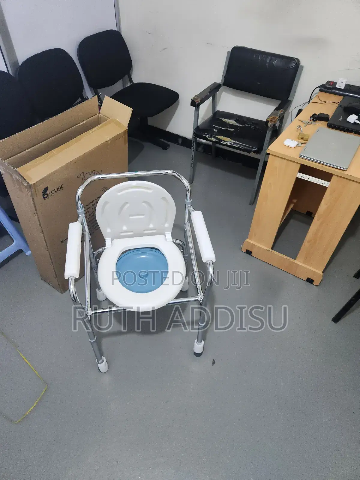 Commode Chair危險brand New Medical Toilet Chair九月poty Chair