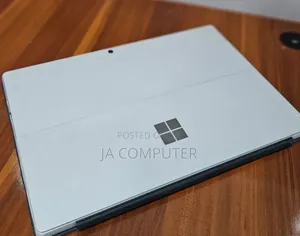 New Laptop Microsoft Surface Pro 7 8GB Intel Core I5 SSD 128GB