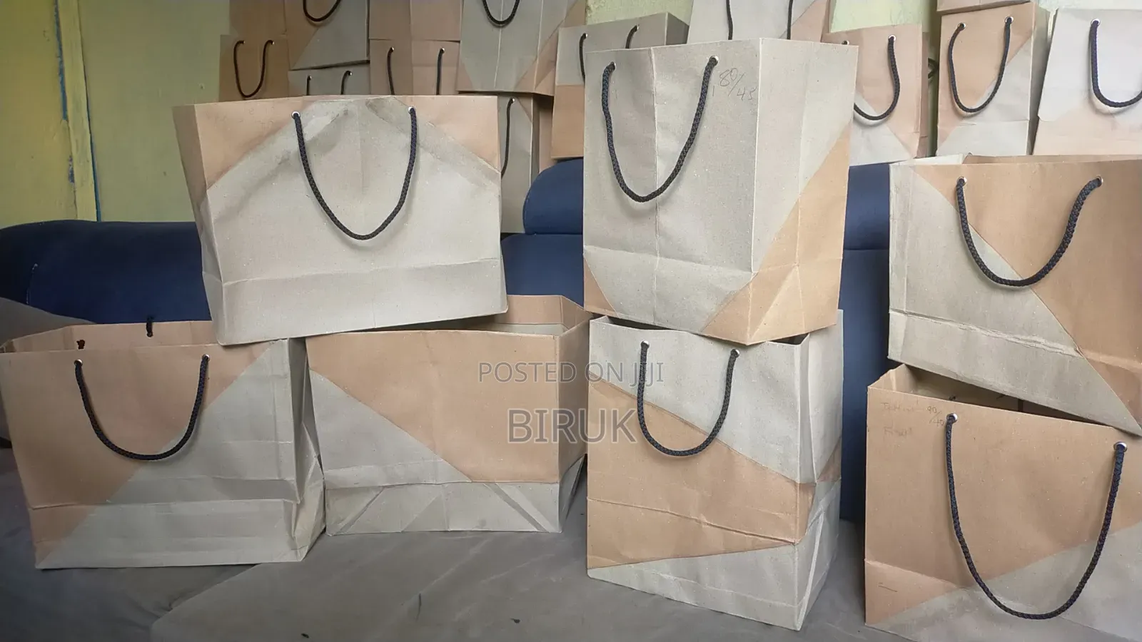 Paper Bag የወረቀት ዘንቢል
