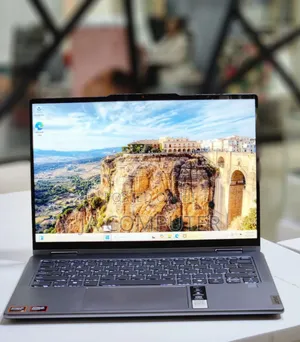 Photo - New Laptop Lenovo ThinkPad Yoga 8GB AMD Ryzen 5 SSD 512GB