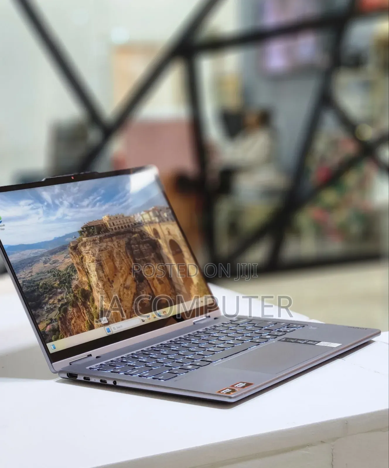 New Laptop Lenovo ThinkPad Yoga 8GB AMD Ryzen 5 SSD 512GB