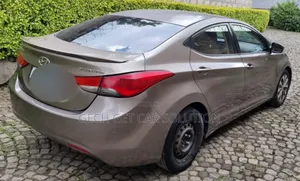 Hyundai Elantra 2013 Brown