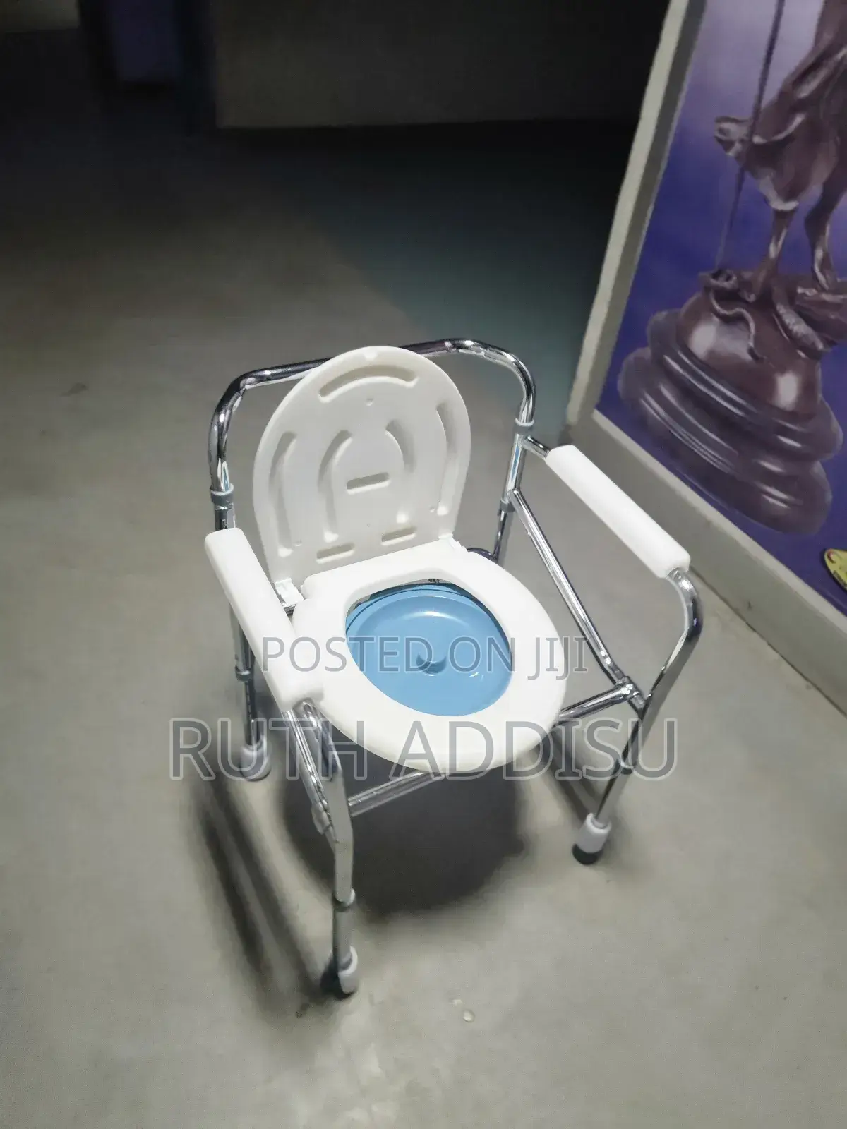 Toilet Chair Foldable Washable Commode Chair网不commode Chair