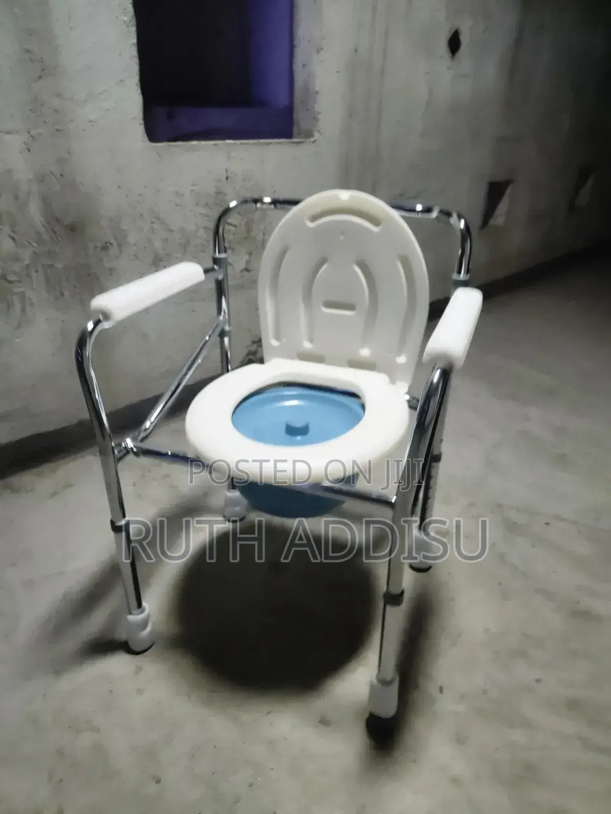 Commode Chair朱雀toilet Chair㜣吞poty Medical Seat Chair New