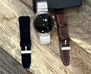 Original German 🇩 Brand Smart Watch With Three Straps