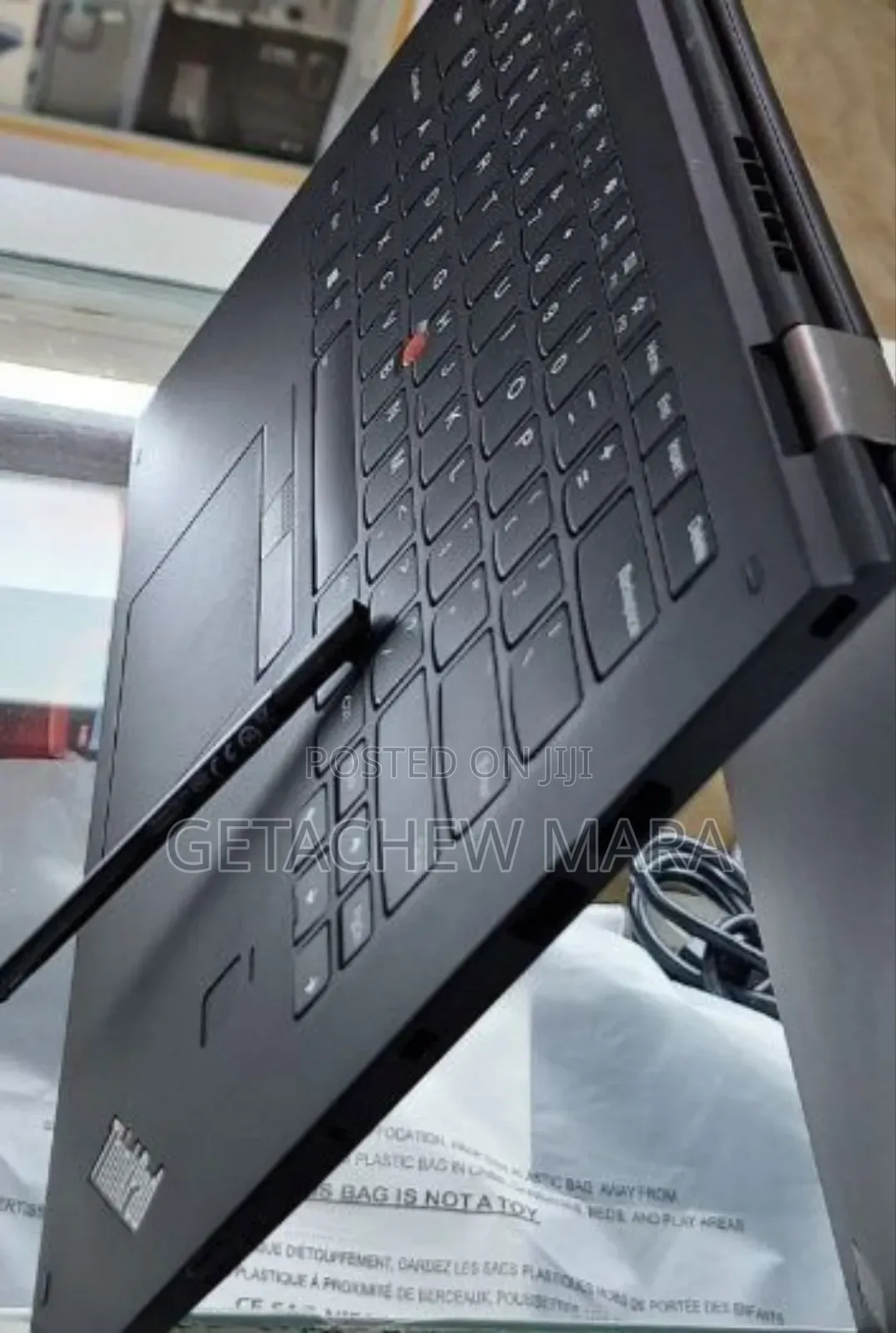 New Laptop Lenovo ThinkPad Yoga 8GB Intel Core I5 SSD 512GB